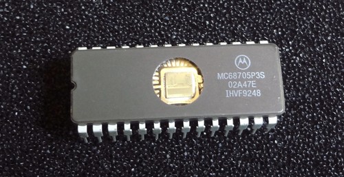 Vintage motorola mc68705p3 - vintage,